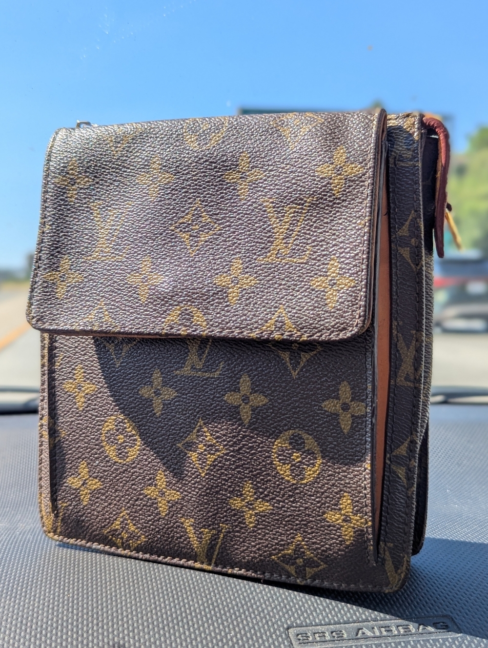Louis Vuitton Mini Petite Messenger Crossbody Bag Pouch LV Monogram Canvas